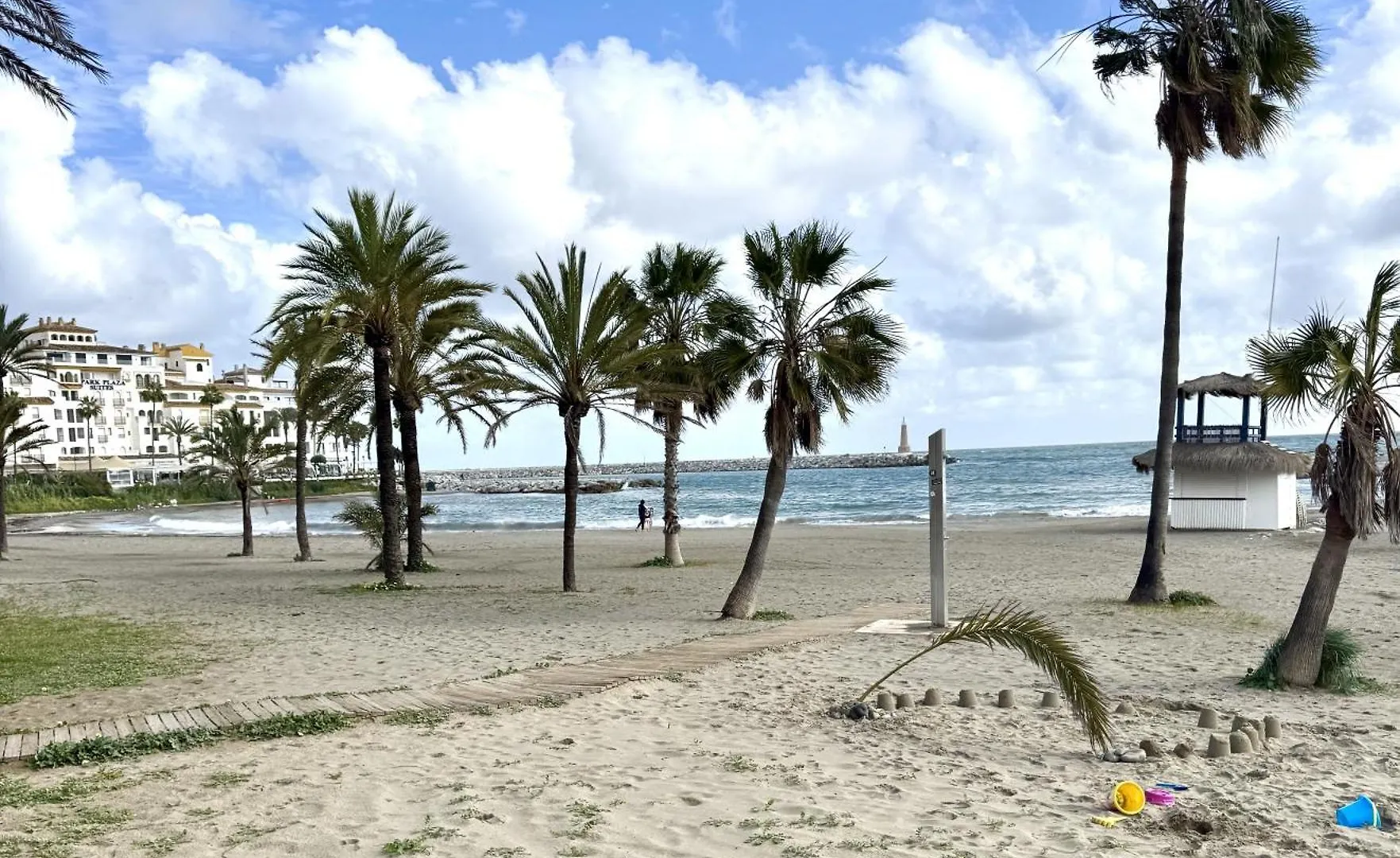 公寓 Amplio Y Luminoso Apartamento En Puerto Banus 马尔韦利亚 西班牙