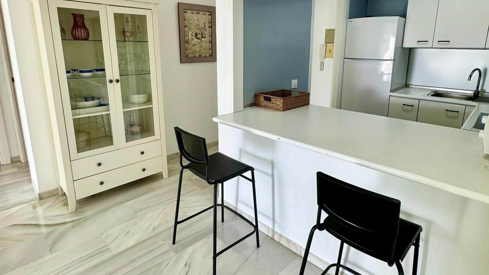 Amplio Y Luminoso Apartamento En Puerto Banus Marbella 0*,  Spain
